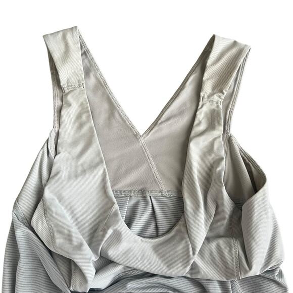Lululemon Women’s Hustle And Bustle Drawstring Waist White  Gray Tank Top Sz 12 - Picture 4 of 11